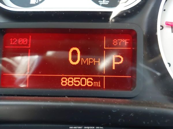 2015 FIAT 500L LOUNGE — I118