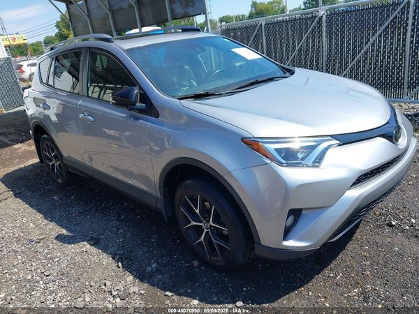 2018 TOYOTA RAV4 SE — I1