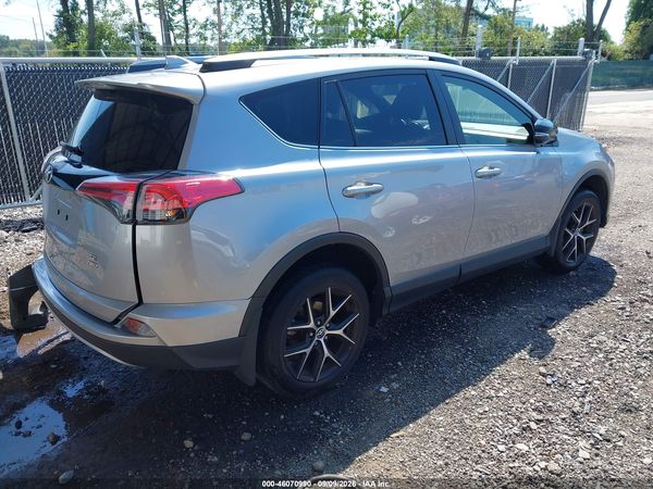 2018 TOYOTA RAV4 SE — I4
