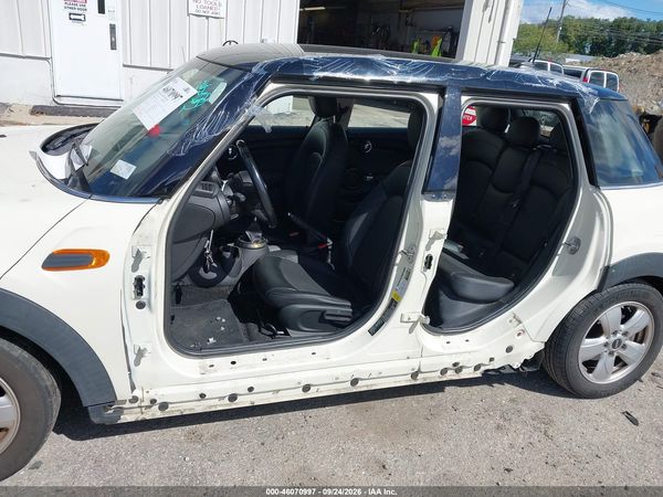 2016 MINI HARDTOP COOPER — I6