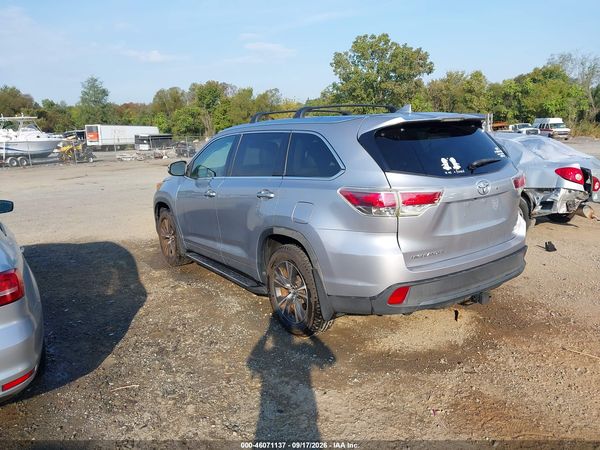 2016 TOYOTA HIGHLANDER XLE V6 — I3