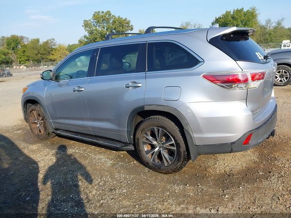 2016 TOYOTA HIGHLANDER XLE V6 — I117