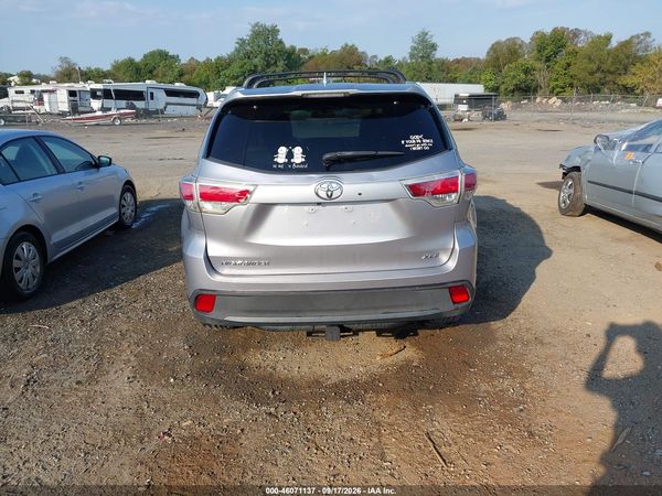 2016 TOYOTA HIGHLANDER XLE V6 — I119