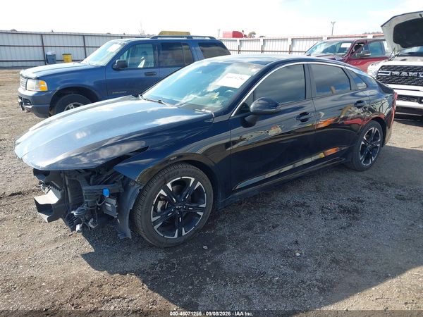 2022 KIA K5 — I2