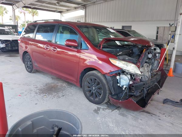 2012 TOYOTA SIENNA LIMITED V6 7 PASSENGER — I1