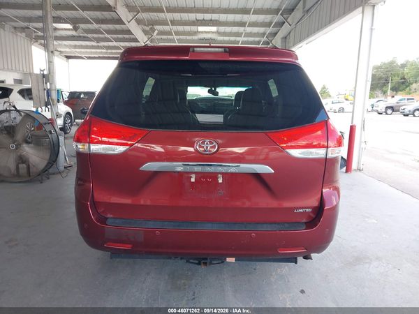 2012 TOYOTA SIENNA LIMITED V6 7 PASSENGER — I119