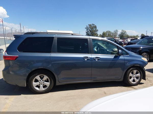 2015 TOYOTA SIENNA LE 8 PASSENGER — I116