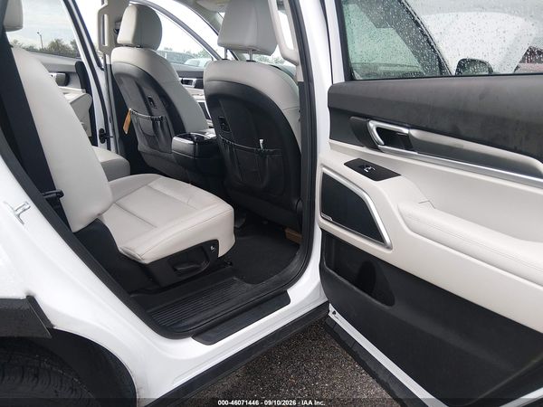 2022 KIA TELLURIDE S — I8