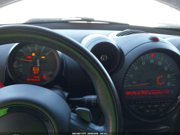 2015 MINI COUNTRYMAN COOPER S — I7