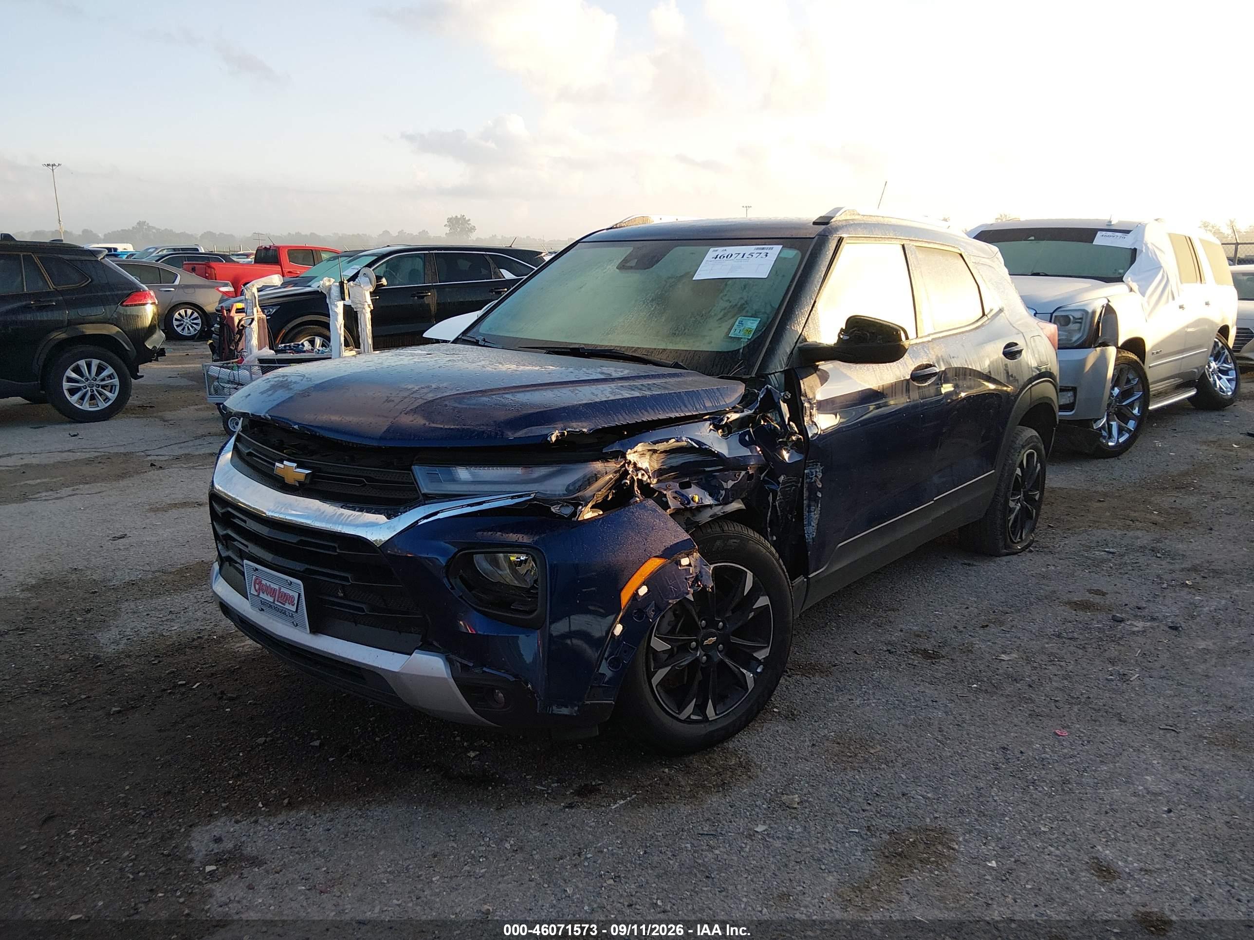 2023 CHEVROLET TRAILBLAZER FWD LT — I2