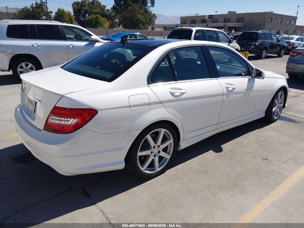 2014 MERCEDES-BENZ C 250 SPORT — I4