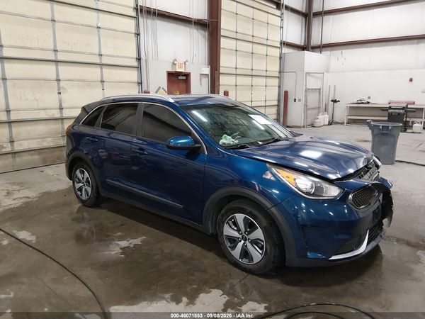 2017 KIA NIRO LX — I1