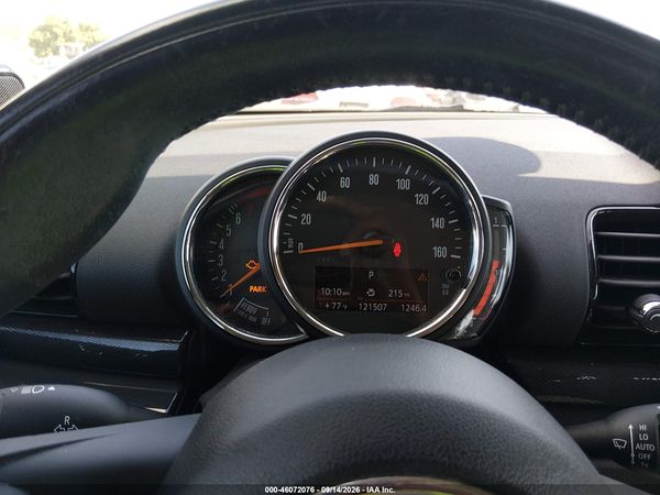 2018 MINI CLUBMAN COOPER