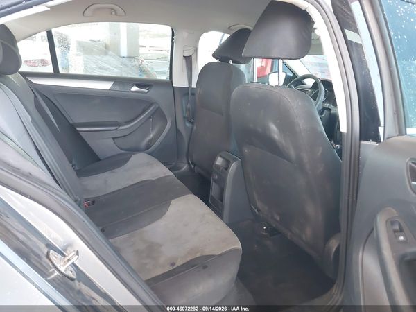 2017 VOLKSWAGEN JETTA 1.4T S — I8