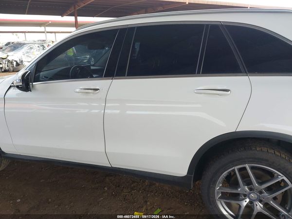2016 MERCEDES-BENZ GLC 300 GLC300 — I117