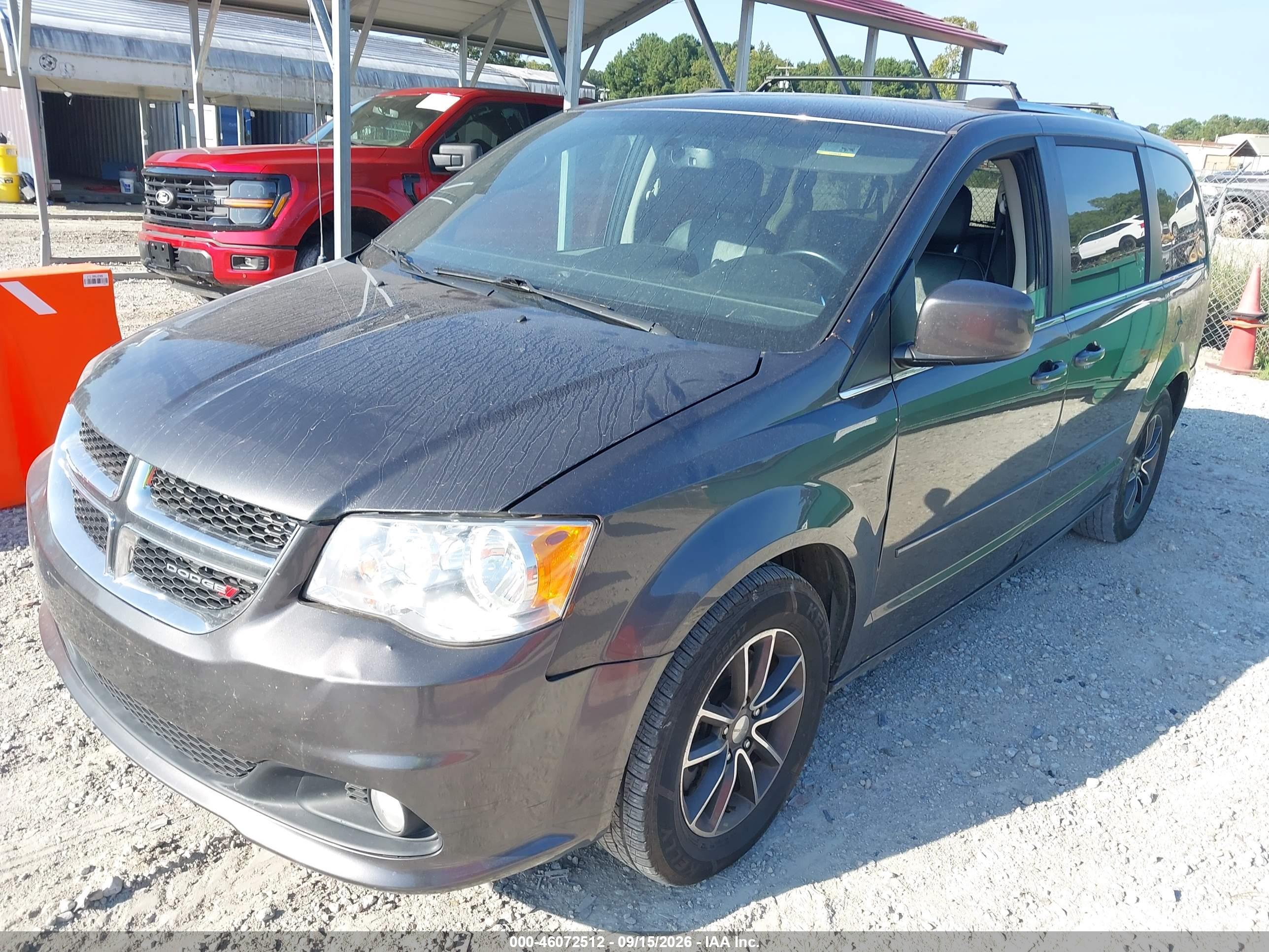 2017 DODGE GRAND CARAVAN SXT — I2