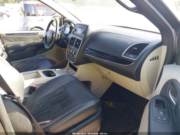 2017 DODGE GRAND CARAVAN SXT — I5