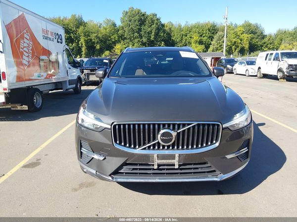 2022 VOLVO XC60 B5 INSCRIPTION