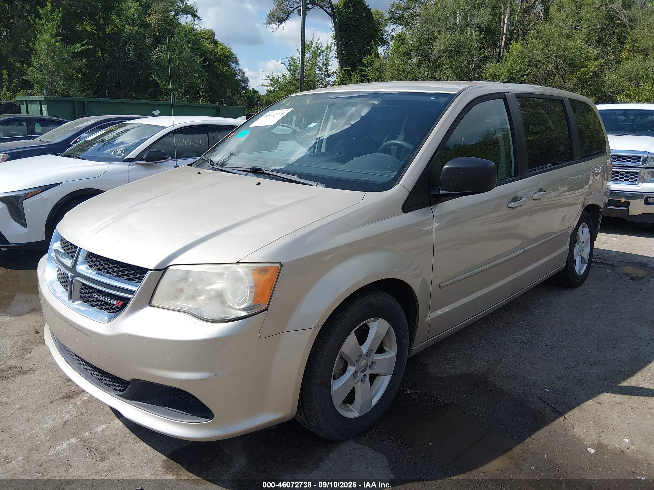 2013 DODGE GRAND CARAVAN SE — I2
