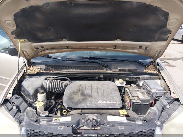 2013 DODGE GRAND CARAVAN SE — I10
