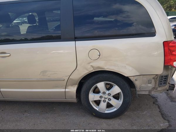 2013 DODGE GRAND CARAVAN SE — I154