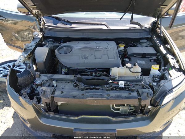2019 JEEP CHEROKEE LATITUDE 4X4 — I10