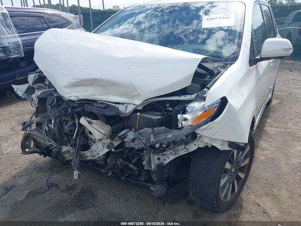 2018 TOYOTA SIENNA — I6