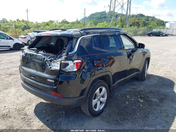 2021 JEEP COMPASS LATITUDE 4X4 — I4