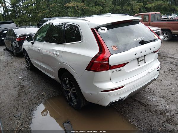 2019 VOLVO XC60 T6 MOMENTUM — I3