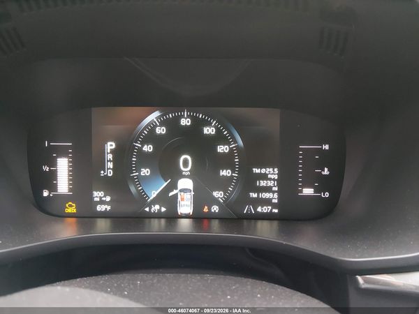2019 VOLVO XC60 T6 MOMENTUM — I7