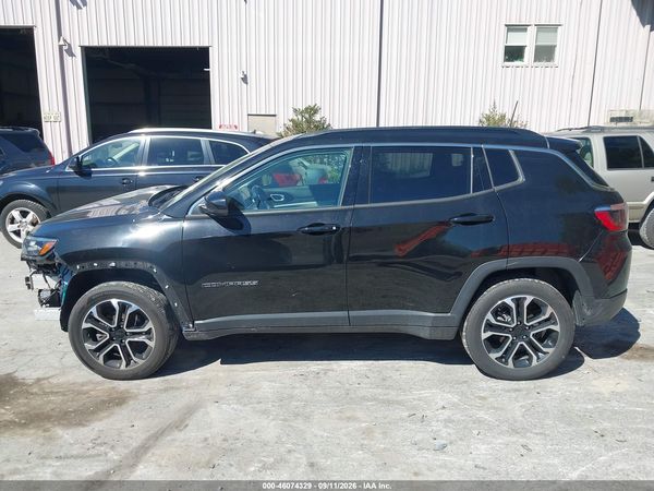 2022 JEEP COMPASS LIMITED 4X4 — I117