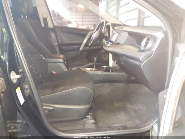 2016 TOYOTA RAV4 XLE — I5