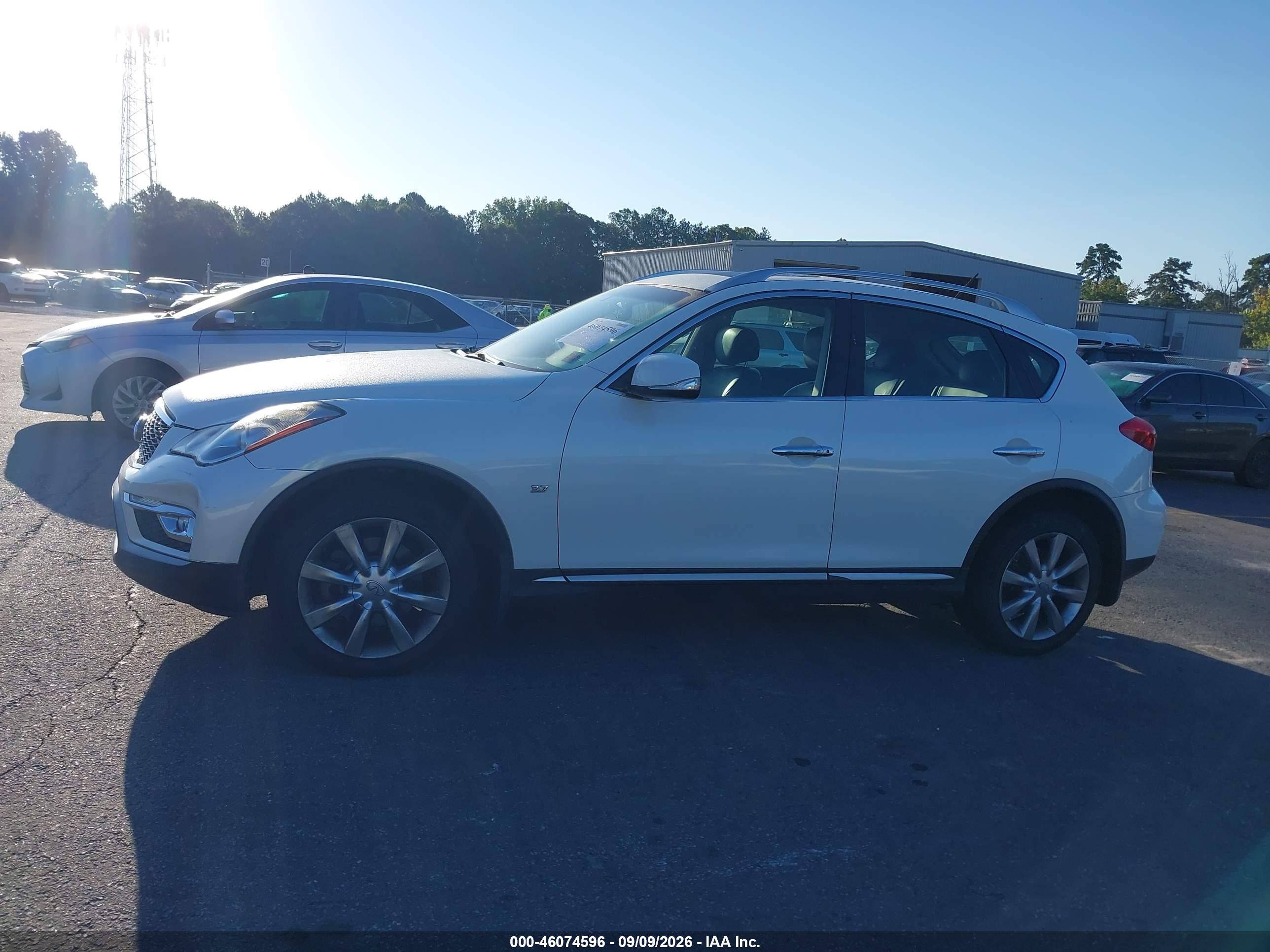 2016 INFINITI QX50