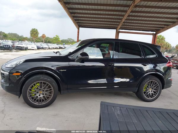 2017 PORSCHE CAYENNE E-HYBRID