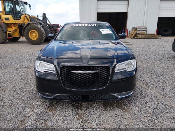 2016 CHRYSLER 300 ANNIVERSARY EDITION — I115
