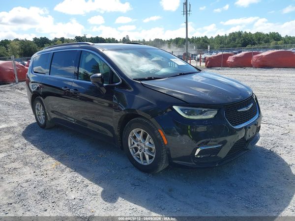 2022 CHRYSLER PACIFICA TOURING L — I1