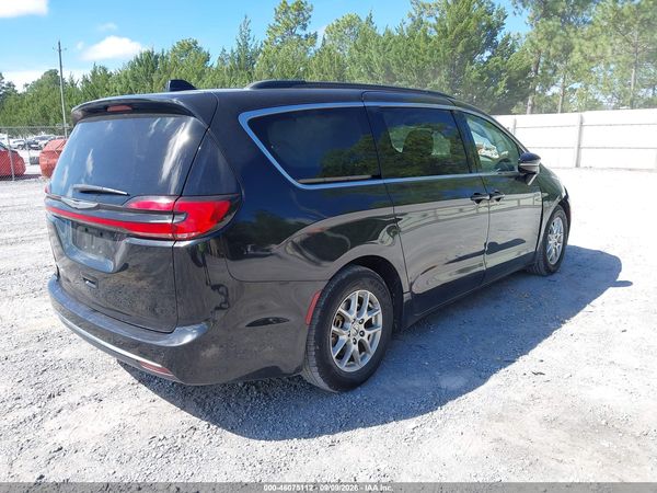 2022 CHRYSLER PACIFICA TOURING L — I4