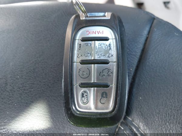 2022 CHRYSLER PACIFICA TOURING L — I11
