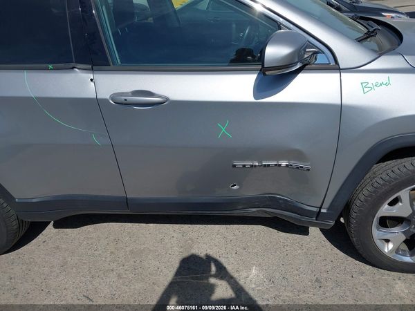 2018 JEEP COMPASS LIMITED 4X4 — I152