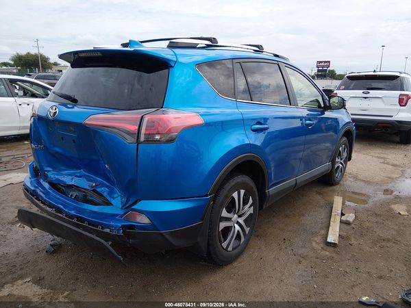 2016 TOYOTA RAV4 LE — I4