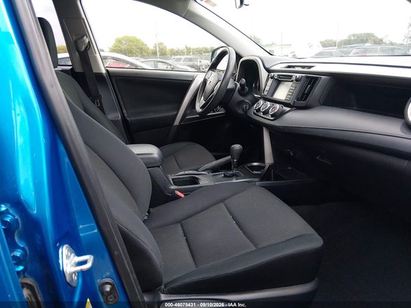 2016 TOYOTA RAV4 LE — I5