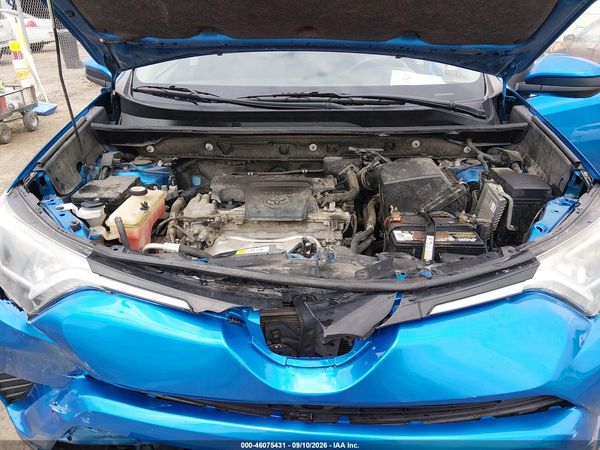 2016 TOYOTA RAV4 LE — I10