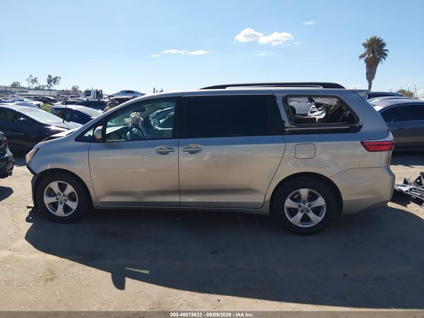 2016 TOYOTA SIENNA LE 8 PASSENGER — I117