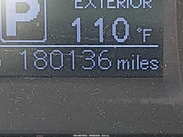 2016 TOYOTA SIENNA LE 8 PASSENGER — I118