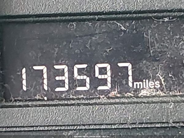2016 DODGE GRAND CARAVAN SE — I153