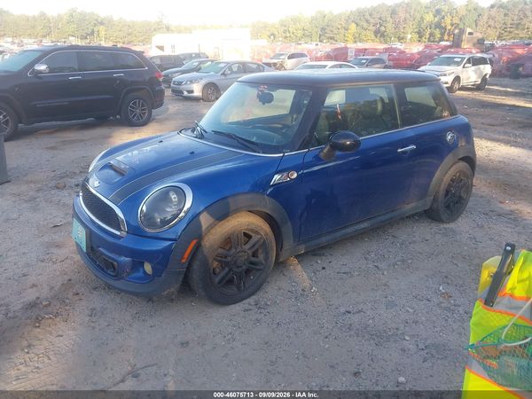 2012 MINI COOPER S