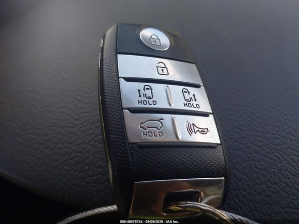 2017 KIA SEDONA EX — I11