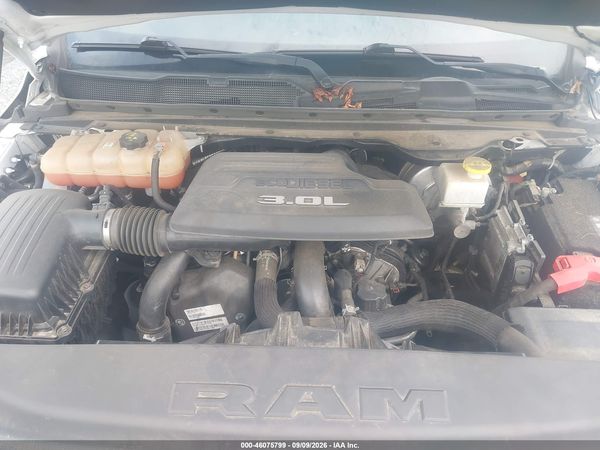 2020 RAM 1500 LARAMIE  4X4 6'4 BOX — I10