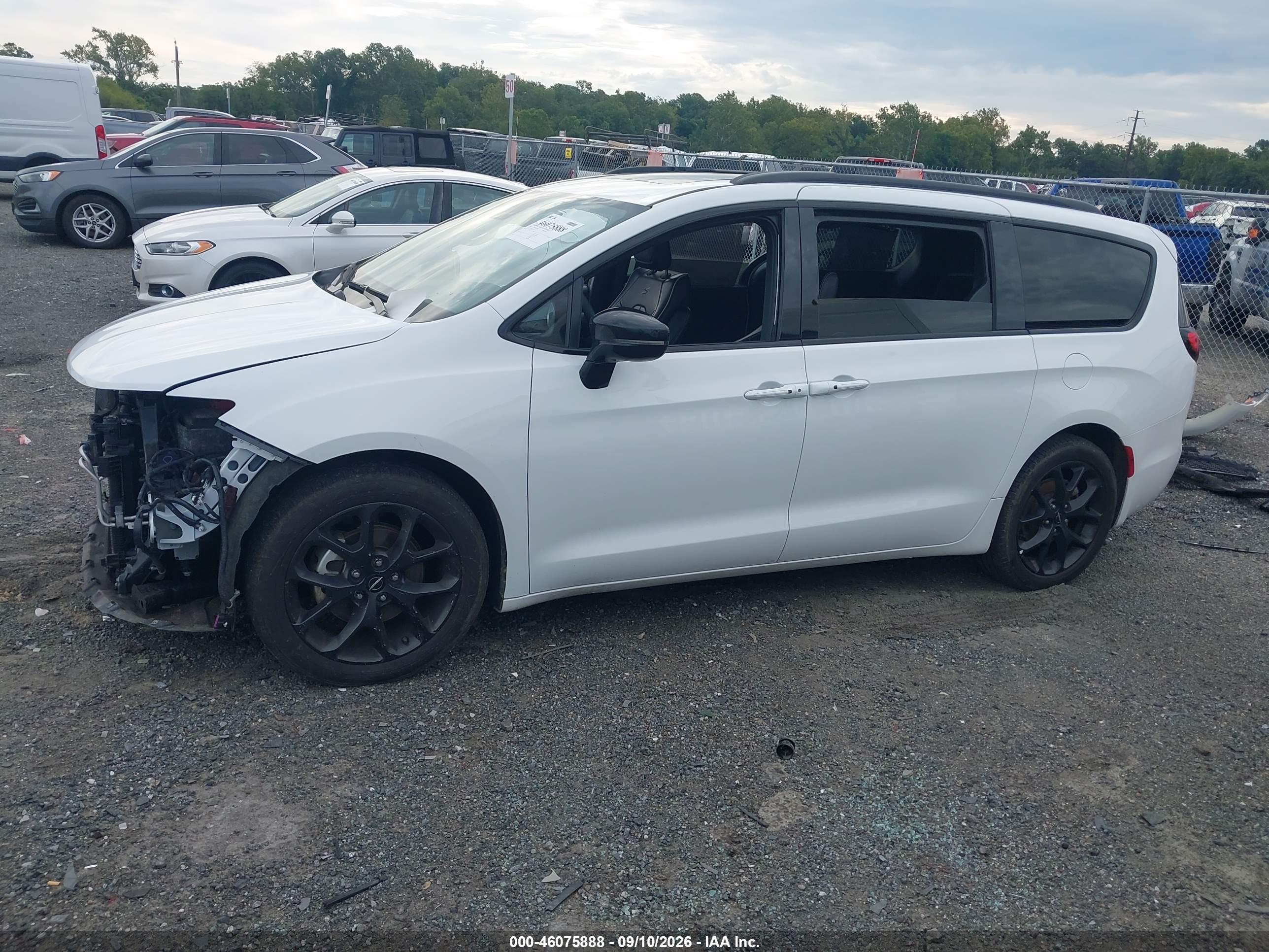 2025 CHRYSLER PACIFICA LIMITED