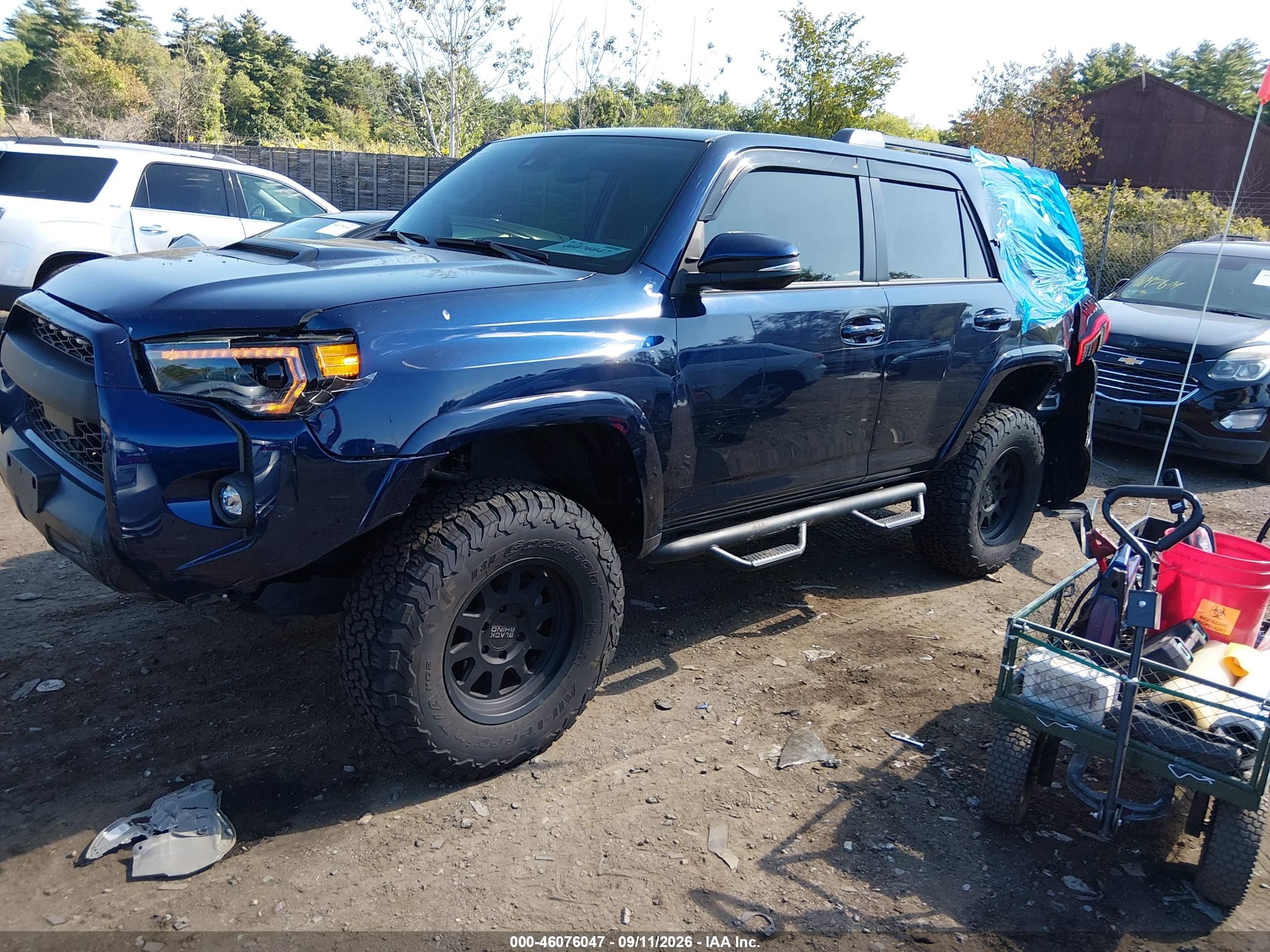 2023 TOYOTA 4RUNNER TRD OFF ROAD PREMIUM — I2